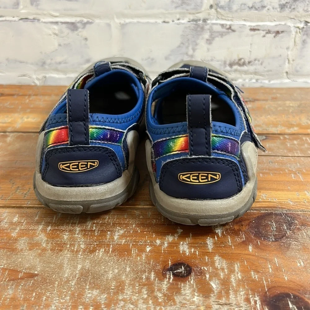 Keen Little Kids Knotch Creek Sandals Size 1 Water Shoes Hiking Blue Red Tie Dye
